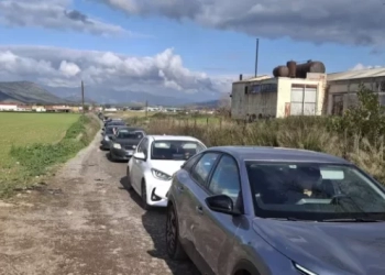 Αθήνα - Θεσσαλονίκη μέσα από καρόδρομους - Απίστευτες εικόνες ταλαιπωρίας εκδρομέων