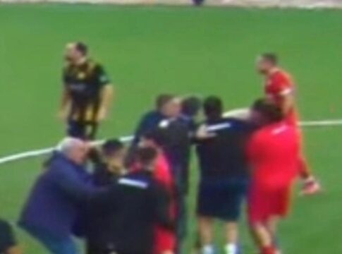 Χαμός στο Χερσόνησος – Εργοτέλης: Ο Ηλίας Κώτσιος, κουτούλησε αντίπαλο – Βίντεο