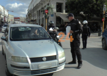 Χανιά: Η Τροχαία μοίρασε αλκοολόμετρα, κράνη και… ευχές