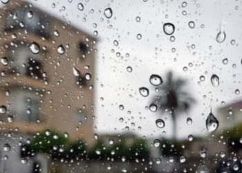 Χριστούγεννα με συννεφιά και τοπικές βροχές στην Κρήτη