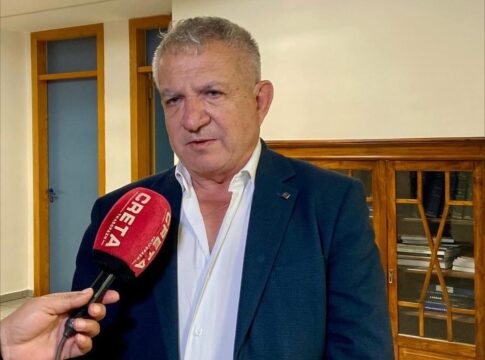 Χριστουγεννιάτικες ευχές από τον Δήμαρχο Φαιστού Γρηγόρη Νικολιδάκη