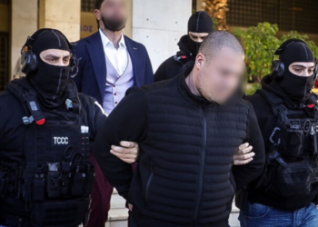 Διπλό φονικό στη Φοινικούντα: Πώς έφτασαν στα ίχνη ανιψιού και επιχειρηματία - Ο ρόλος του 22χρονου «κολυμβητή»