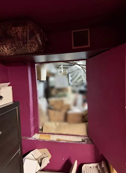 Έλεγχοι σε stripshow στην Καλλιθέα