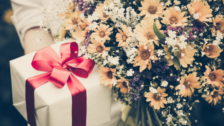 Εορτολόγιο: Ποιοι γιορτάζουν σήμερα, 22 Δεκεμβρίου