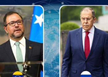 Επικοινωνία Λαβρόφ με Βενεζουελάνο ΥΠΕΞ - Μόσχα: Εχθρική ενέργεια οι αμερικανικές επιθέσεις