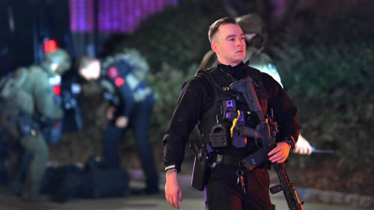 Επίθεση στο πανεπιστήμιο Μπράουν: Ελεύθερος ο άνδρας που προσήχθη ως ύποπτος - «Άφαντος» ο δράστης