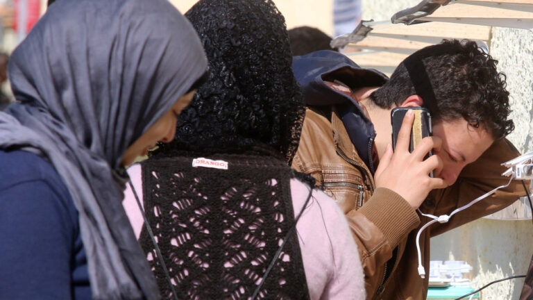 Γερμανία: Η Τυνησία και η Ουγκάντα υποψήφιες να φιλοξενήσουν «Κέντρα Επιστροφής» μεταναστών