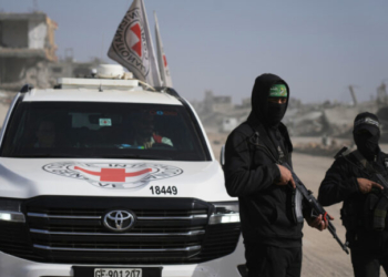 Η Χαμάς προτείνει μακροπρόθεσμη κατάπαυση του πυρός, αν το Ισραήλ αποσυρθεί πλήρως από τη Γάζα