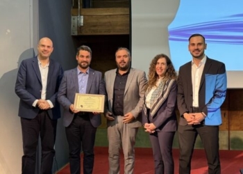 Η Ένωση Νέων Αυτοδιοικητικών βράβευσε τον δήμαρχο Χανίων