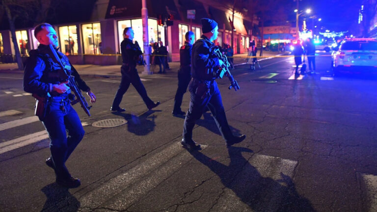 ΗΠΑ – Επίθεση στο πανεπιστήμιο Μπράουν: Αναζητείται δεύτερος ύποπτος