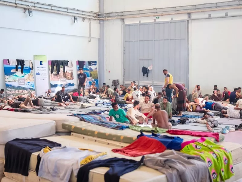 Πρόσφυγες σε καταφύγιο