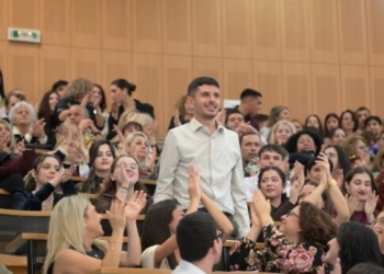 Κωνσταντίνος–Εφραίμ Τσαγκατάκης: Ορκίστηκε ο πρώτος εντυποανάπηρος απόφοιτος του ΕΛΜΕΠΑ