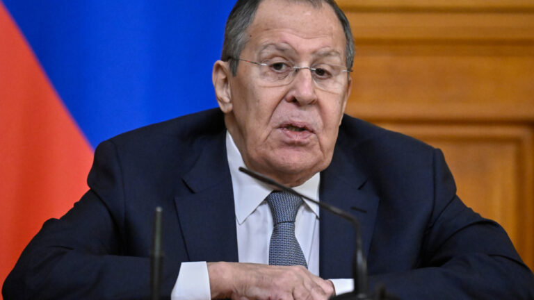 Λαβρόφ: Οι ευρωπαϊκές δυνάμεις στην Ουκρανία θα αποτελούν νόμιμους στόχους για τη Ρωσία