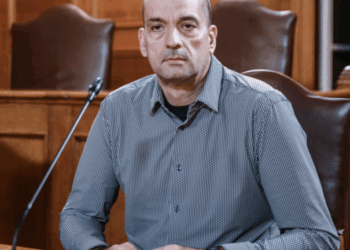 Μαγειρίας στην εξεταστική: «Δώρο της μητέρας μου η Ferrari - 25.000 τα κέρδη μου από τα λαχεία»