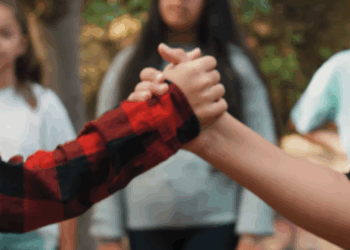 Μαθητές του Ηρακλείου στέλνουν μήνυμα μέσα από ταινία μικρού μήκους: «Η πραγματική λεβεντιά είναι ο σεβασμός στη ζωή»