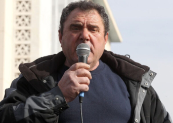 Με διάταξη εισαγγελέα δεσμεύτηκαν οι λογαριασμοί και τα περιουσιακά στοιχεία του αγροτοσυνδικαλιστή Ανεστίδη