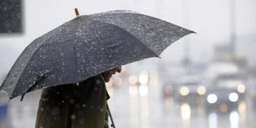 Με βροχές και καταιγίδες ξεκινάει η εβδομάδα στην Κρήτη – Τι καιρό θα κάνει τα Χριστούγεννα