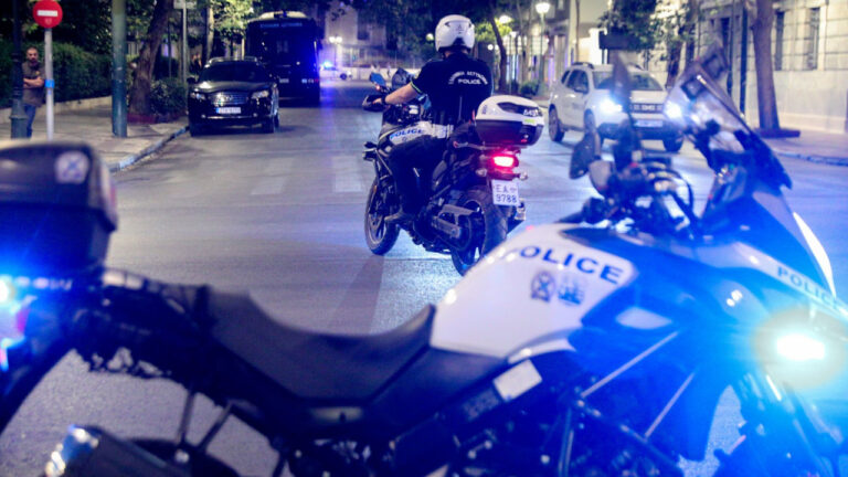 Μεθυσμένος οδηγός προκάλεσε τροχαίο με τραυματίες και έφυγε από το σημείο