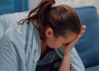 Νέο στέλεχος γρίπης ασκεί σοβαρή πίεση στα συστήματα υγείας σε όλη την Ευρώπη