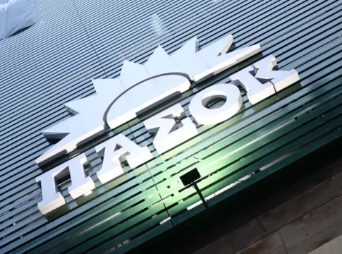 Ο χριστουγεννιάτικος στολισμός του Δήμου Ηρακλείου και το ΠΑΣΟΚ!