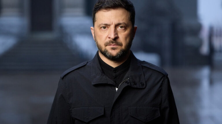 Ο Ζελένσκι ζητά πίεση στη Ρωσία πριν τη συνάντηση με Τραμπ - Δημοσίευσε βίντεο από τις ρωσικές επιθέσεις