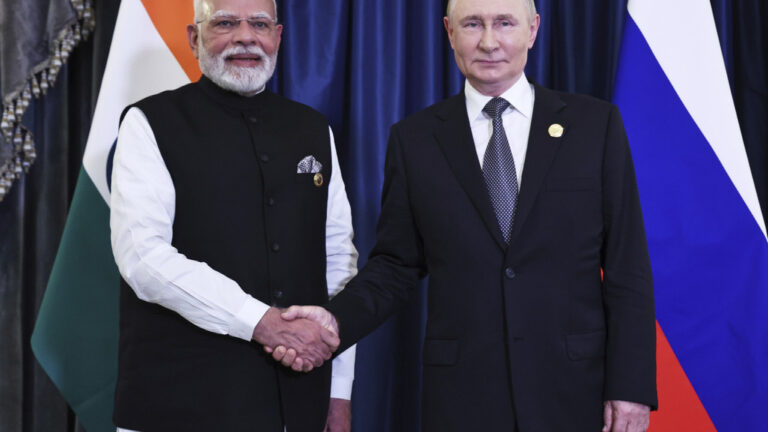 Οι προσδοκίες του Πούτιν από την επίσκεψη στην Ινδία