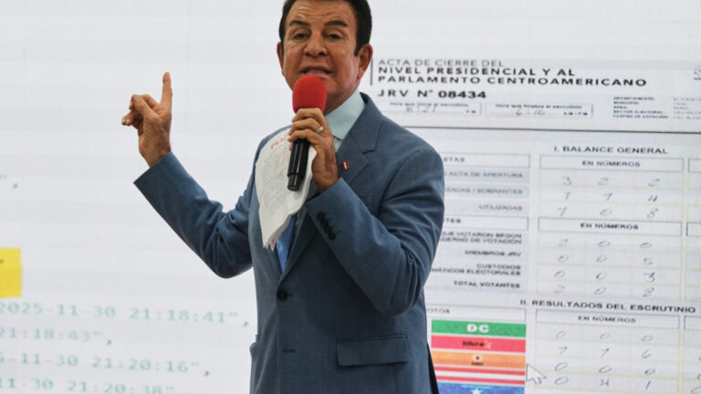 Ονδούρα: Ο υποψήφιος για την προεδρία Σαλβαδόρ Νασράλα αμφισβητεί τα αποτελέσματα των εκλογών