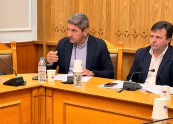 Παρέμβαση Λευτέρη Αυγενάκη για την προστασία της βιωσιμότητας των ταξί