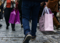 Ποιες ώρες θα είναι ανοιχτά καταστήματα και σούπερ μάρκετ για τις αγορές της τελευταίας στιγμής