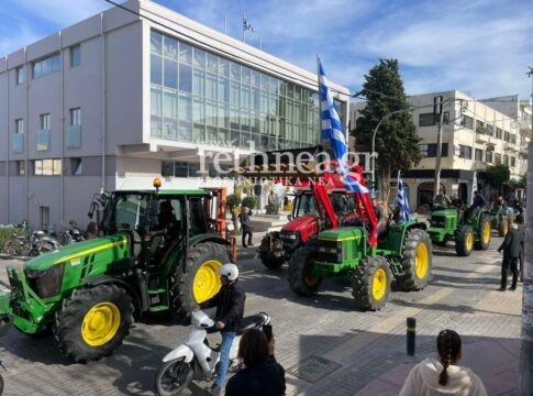Πορεία με τρακτέρ στους δρόμους του Ρεθύμνου – Σε αποκλεισμό του ΒΟΑΚ προχωρούν οι αγρότες