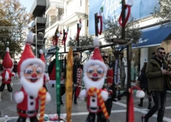 «Πρεμιέρα» για το εορταστικό ωράριο: Ανοιχτά τα καταστήματα – Τι ισχύει στο Ηράκλειο