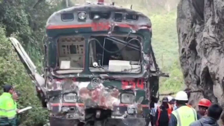 Σιδηροδρομικό δυστύχημα στο Μάτσου Πίτσου: Νεκρός ο μηχανοδηγός τρένου και τουλάχιστον 40 οι τραυματίες