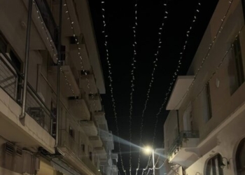 Σισαμάκης για τον στολισμό στο Ηράκλειο: “Δεν είμαστε ικανοποιημένοι, το λάθος με το Χριστουγεννιάτικο Κάστρο”