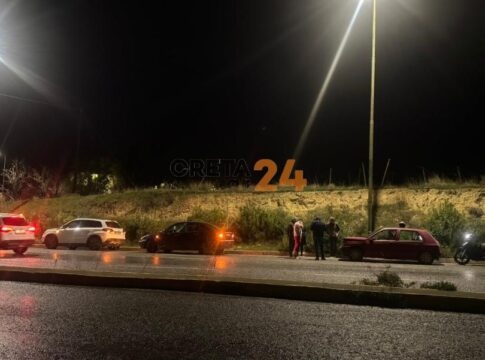 Σκαλάνι: Καραμπόλα οχημάτων στον δρόμο – καρμανιόλα (φωτογραφίες)