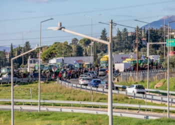 Στη γέφυρα Ρίου – Αντιρρίου επεκτείνονται οι κινητοποιήσεις των αγροτών - Σχεδιάζουν άνοιγμα διοδίων