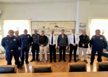 Στο Κεντρικό Λιμεναρχείο Ηρακλείου ο Λευτέρης Αυγενάκης