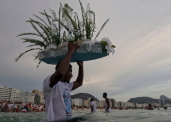 Στο Ρίο η μεγαλύτερη πρωτοχρονιάτικη γιορτή στον κόσμο, σύμφωνα με τα Ρεκόρ Γκίνες