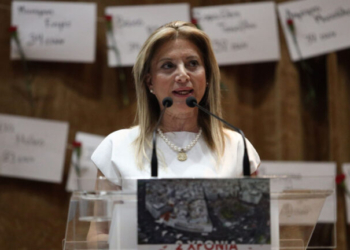 Σύλλογος Συγγενών Θυμάτων των Τεμπών για Καρυστιανού: Δεν μας αφορά η εμπλοκή με την πολιτική