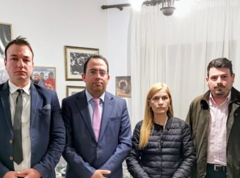 Συνάντηση της Σέβης Βολουδάκη με την Ένωση Στρατιωτικών Χανίων