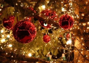 «Τα πιο φωτεινά Χριστούγεννα ήταν εκείνα που δεν είχαμε ρεύμα» – Τα έθιμα μιας άλλης εποχής στο Ηράκλειο