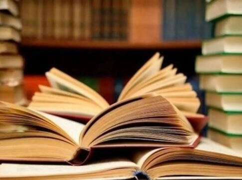 «Τα βιβλία αλλάζουν χέρια!» – Δωρεά εκατοντάδων βιβλίων από τη Δημοτική Βιβλιοθήκη Χανίων