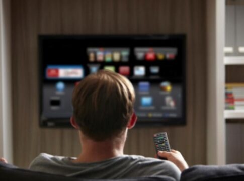 Τηλεοπτική πειρατεία: Έφοδοι, 8 συλλήψεις και βαριά χρηματικά πρόστιμα στη Σητεία 