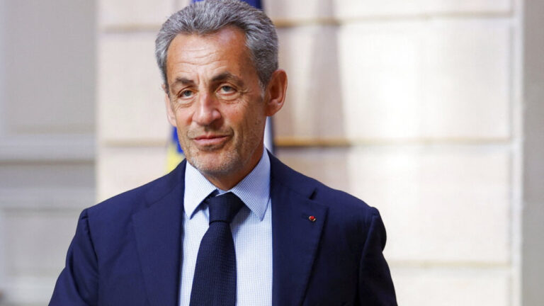 «Το γκρι κυριαρχούσε παντού»: Ο Νικολά Σαρκοζί περιγράφει σε βιβλίο τις 20 ημέρες του στη φυλακή