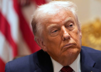 Τραμπ στο Politico: Ορισμένοι ηγέτες στην Ευρώπη είναι πραγματικά ηλίθιοι