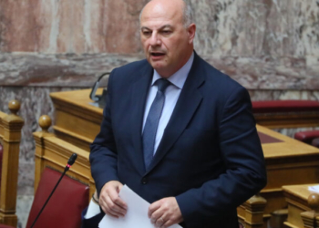 Τσιάρας: Η αντιπολίτευση καταγγέλλει τις παθογένειες, αλλά αρνείται τη λύση