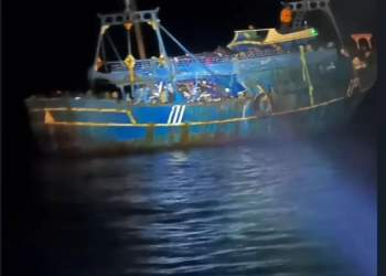 Βίντεο και φωτογραφίες από τη μεγάλη επιχείρηση διάσωσης του Λιμενικού νότια της Γαύδου
