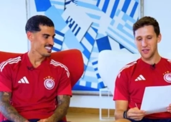 Βίντεο: Ο Ρέτσος σε ρόλο δασκάλου ελληνικών κάνει μαθήματα στον Τσικίνιο