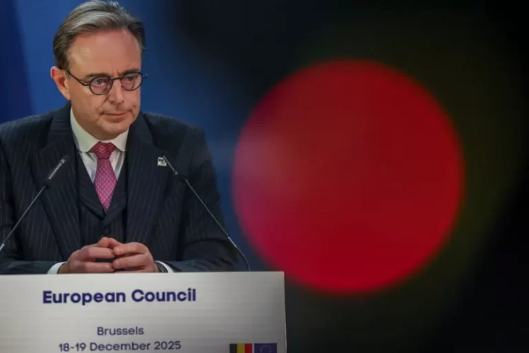 Βρυξέλλες: Πώς έπεσε στο κενό το σχέδιο για τα ρωσικά assets – Η Μελόνι εξανάγκασε τον Μερτς σε «ευρωμόλογο»