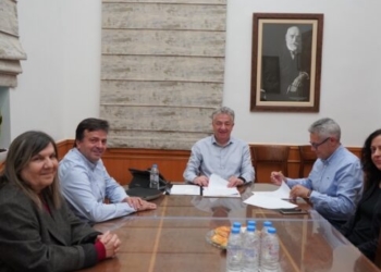 Υπογράφηκε η προγραμματική σύμβαση για τη μελέτη του νέου Κέντρου Υγείας Μοιρών