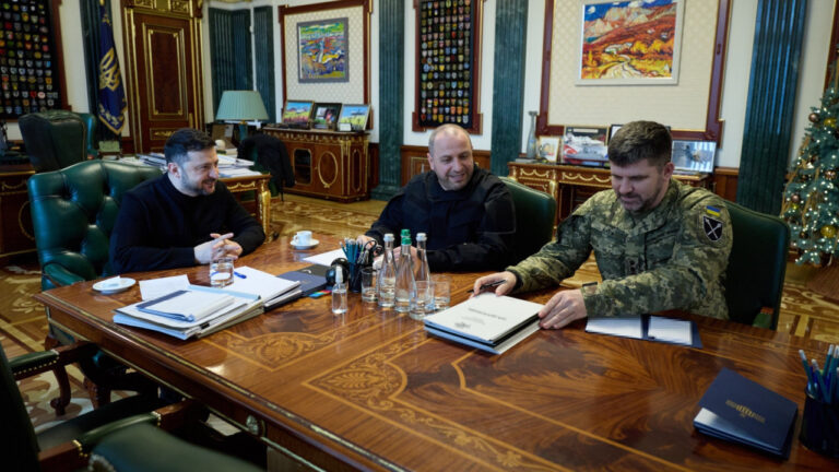 Ζελένσκι: Ετοιμάσαμε με τους Αμερικανούς προσχέδια για τον πραγματικό τερματισμού του πολέμου